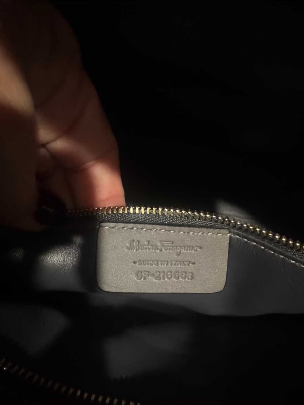 Salvatore Ferragamo Gancini Fiona Fumeé Urban Grey Leather Hobo (COA & receipt) - Picture 12 of 16